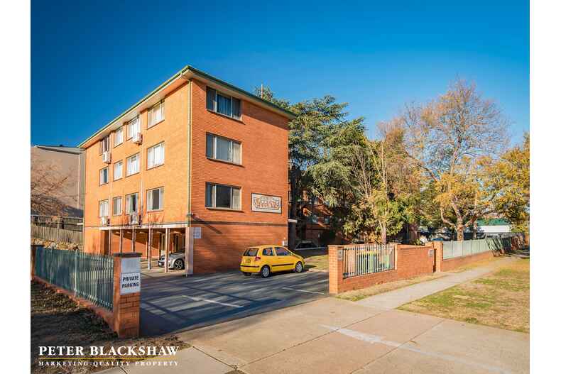 23/74-80 Collett Street Queanbeyan