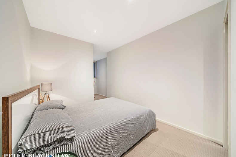 15/71 Giles Street Kingston