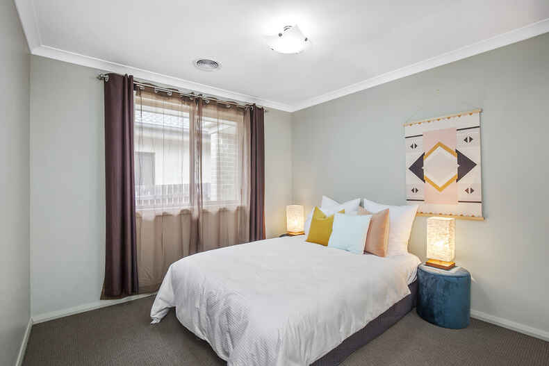 5 Maza Place Bonner