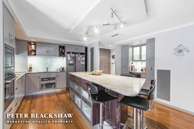 20 Chataway Crescent Fadden