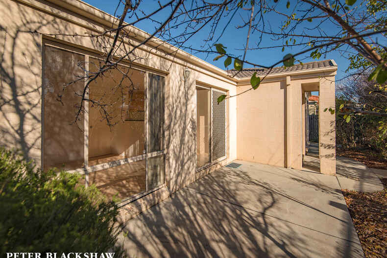 2/3 Sophia Street Amaroo