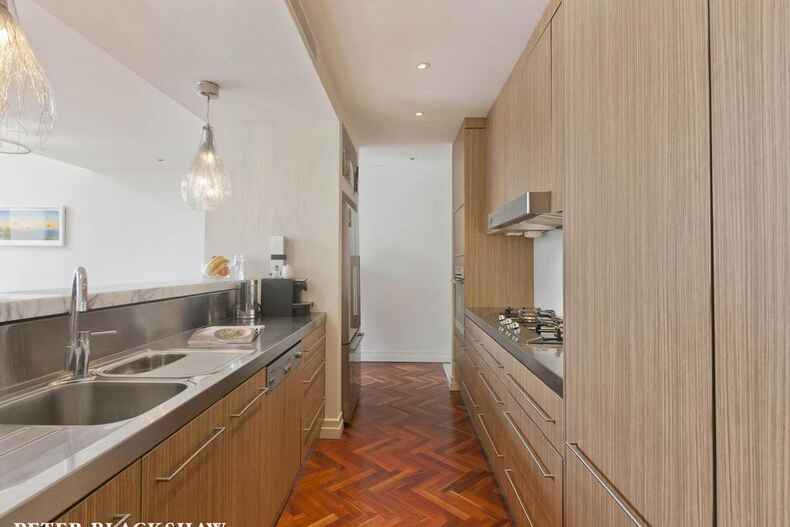2/70 Franklin Street Forrest