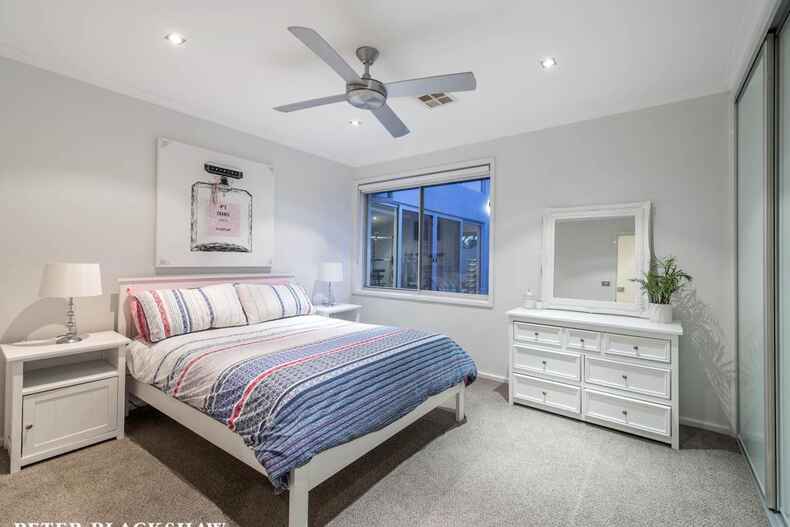 15 Majura Place Jerrabomberra