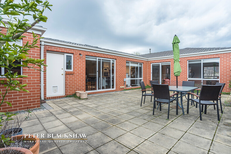 18 Dame Zara Street Gungahlin