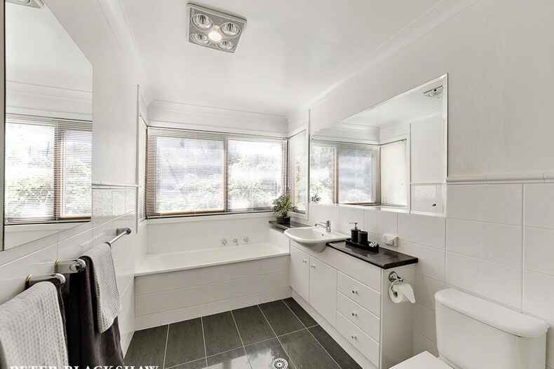 13 Beauchamp Street Deakin