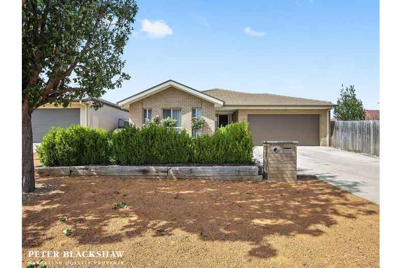 4 Herdson Place Macgregor