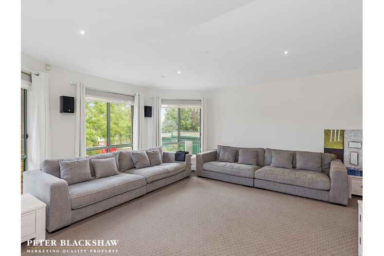 9 Augusta Place Amaroo