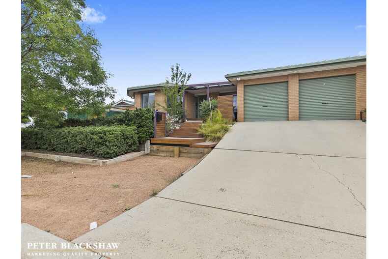 9 Augusta Place Amaroo