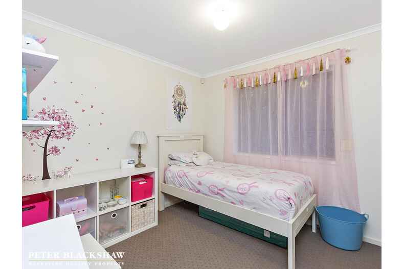 9 Augusta Place Amaroo