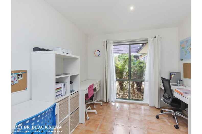 9 Augusta Place Amaroo