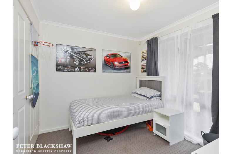 9 Augusta Place Amaroo
