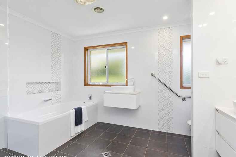 2 Haverfield Place Mckellar