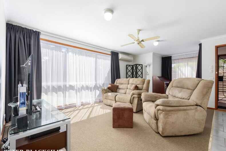 16 Downward Place Kambah