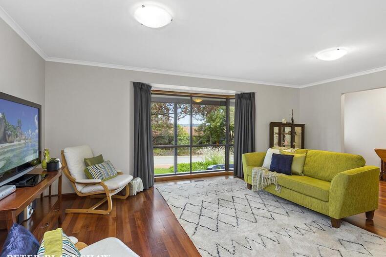 2 Bancks Crescent Mckellar