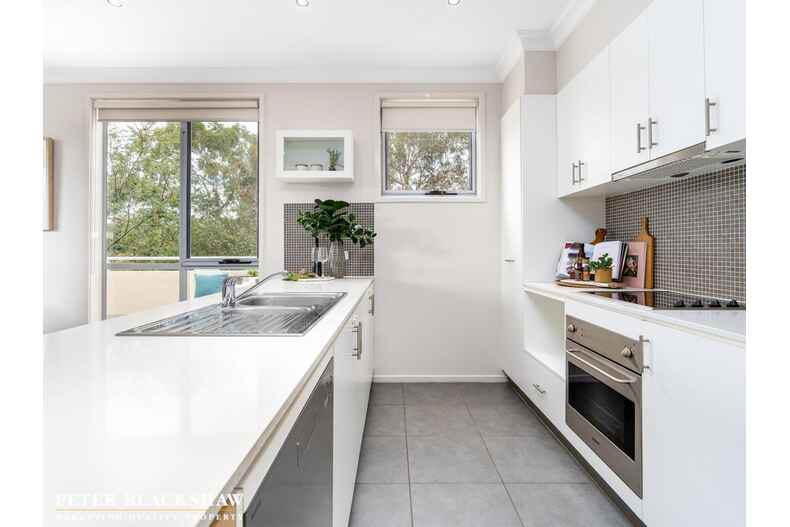 24/57 Lowanna Street Braddon