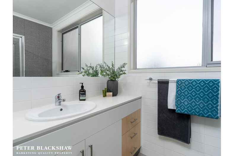 24/57 Lowanna Street Braddon