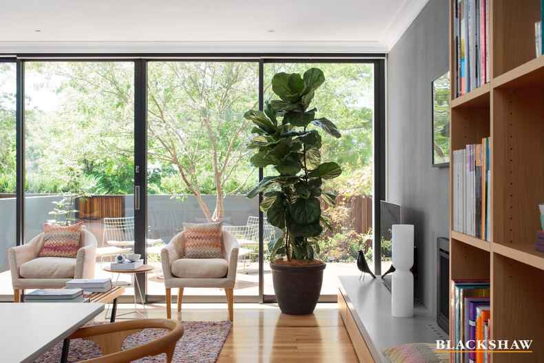 4/50 Stuart Street Griffith