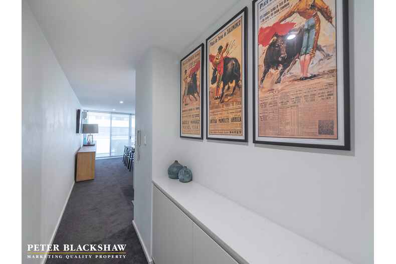 49/71 Giles Street Kingston