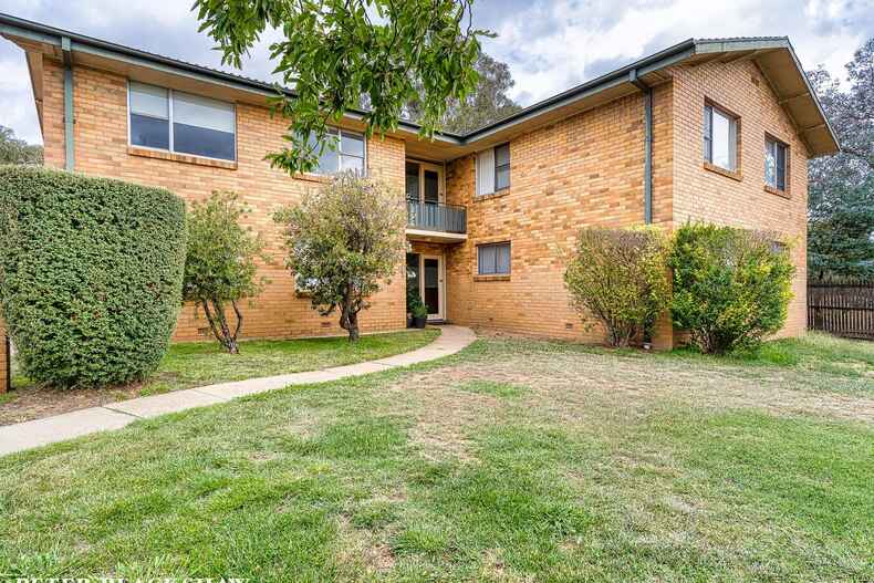 15/51 Hampton Circuit Yarralumla