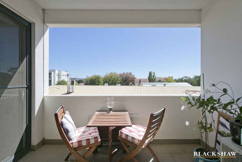 21/77 Leichhardt Street Kingston