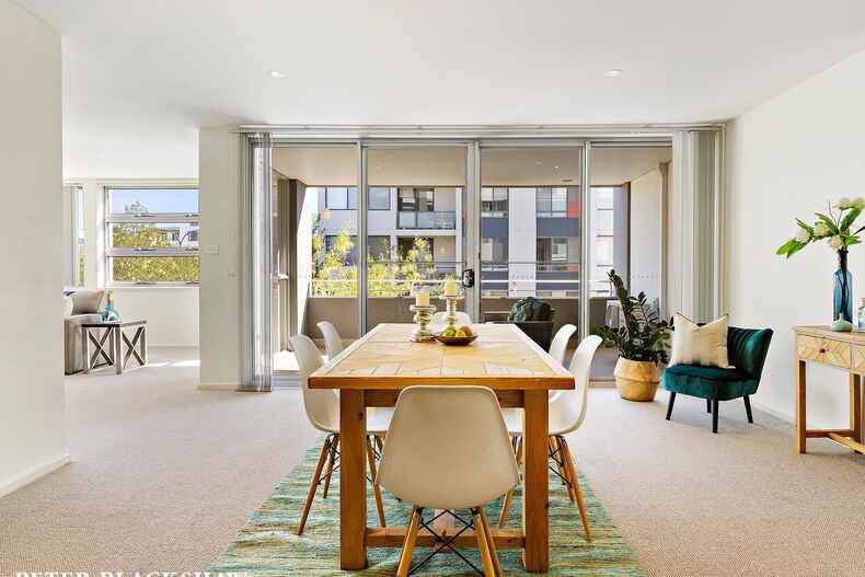 16/71 Giles Street Kingston