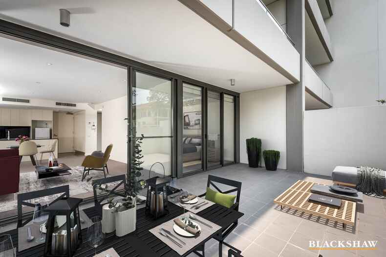 62/22 Eyre Street Kingston