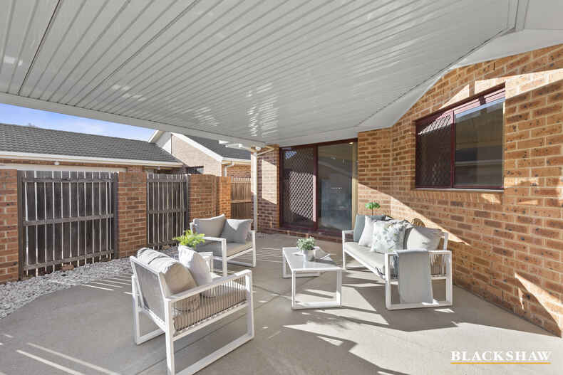 2/23-27 Bywaters Street Amaroo
