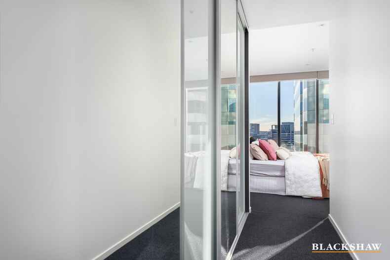 802/240 Bunda Street City