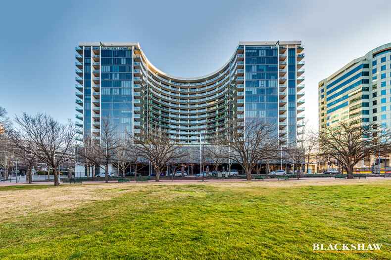 802/240 Bunda Street City