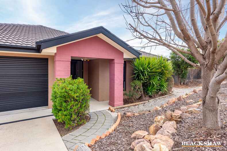 30 Paperbark Street Banks