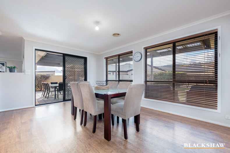 30 Paperbark Street Banks