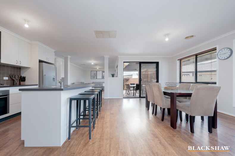 30 Paperbark Street Banks
