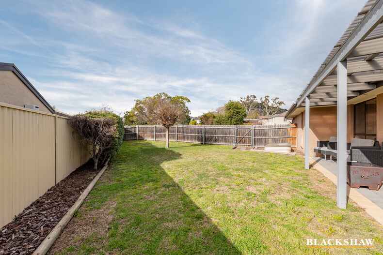 30 Paperbark Street Banks