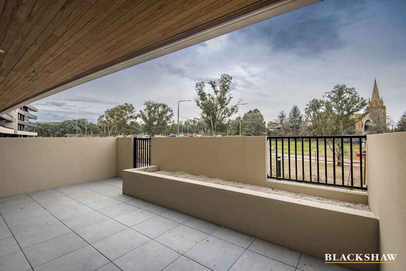 35/7 State Circle Forrest
