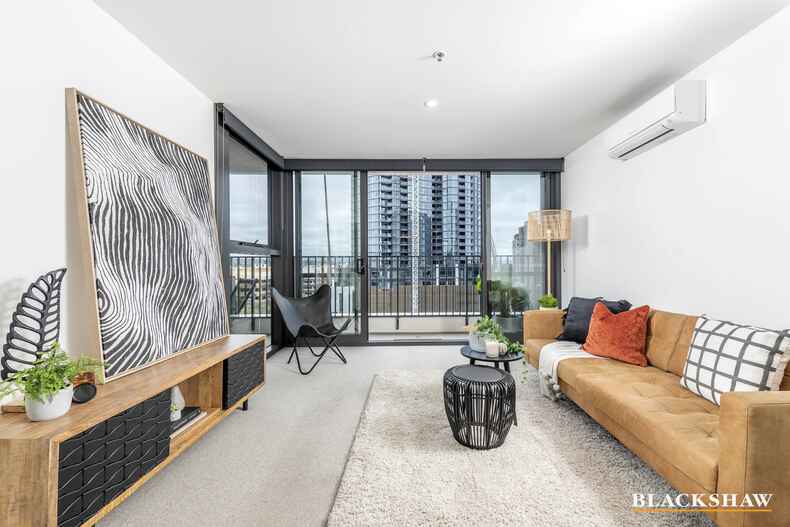 1003/120 Eastern Valley Way Belconnen