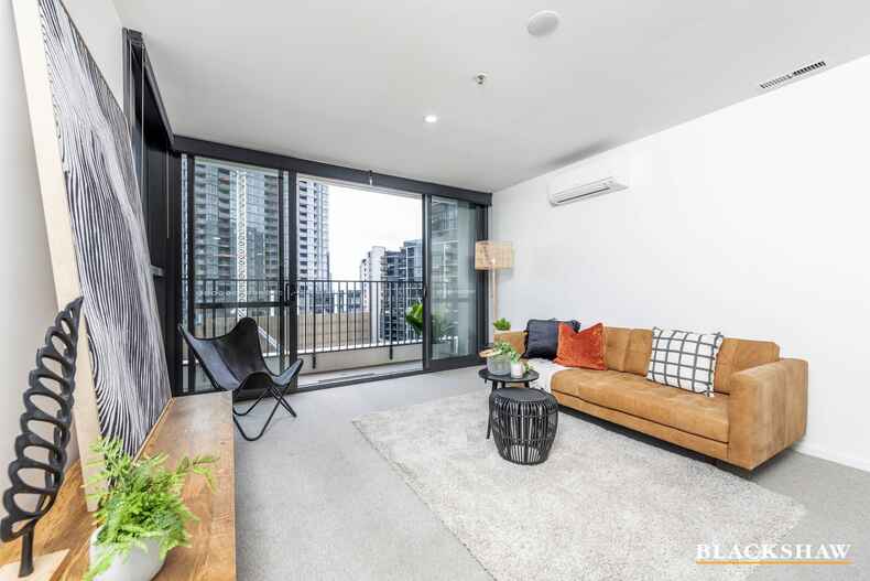 1003/120 Eastern Valley Way Belconnen