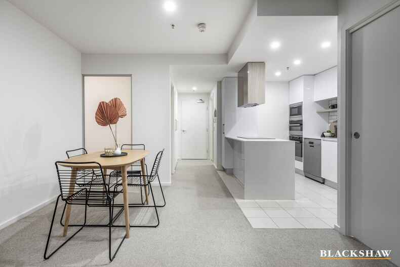1003/120 Eastern Valley Way Belconnen