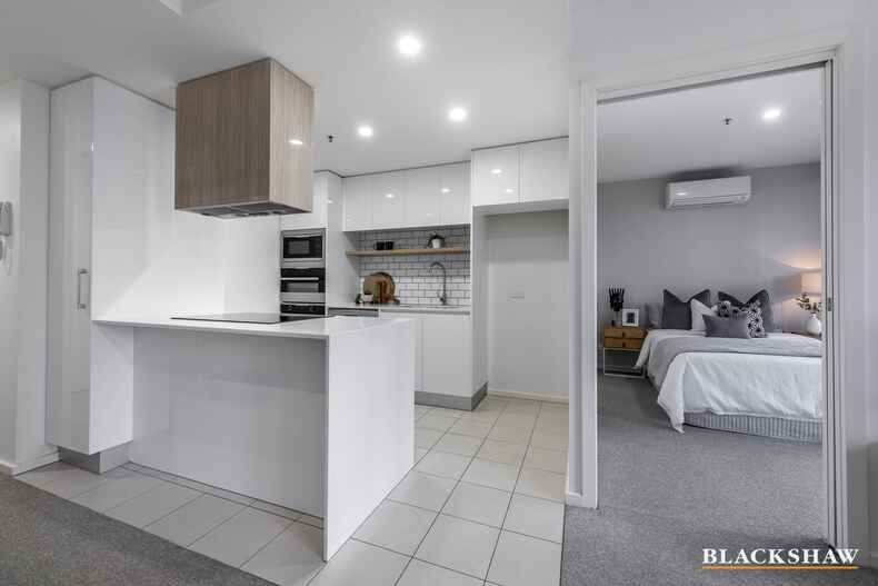 1003/120 Eastern Valley Way Belconnen