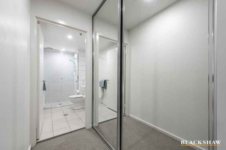 1003/120 Eastern Valley Way Belconnen