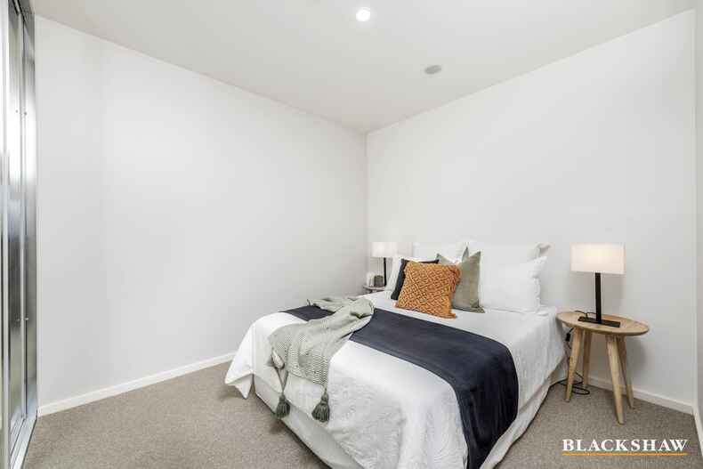 1003/120 Eastern Valley Way Belconnen