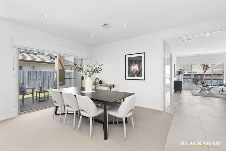 30 Nullarbor Avenue Franklin