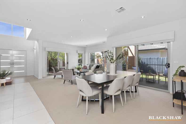 30 Nullarbor Avenue Franklin