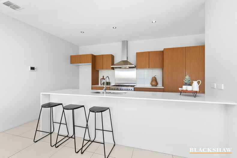 30 Nullarbor Avenue Franklin