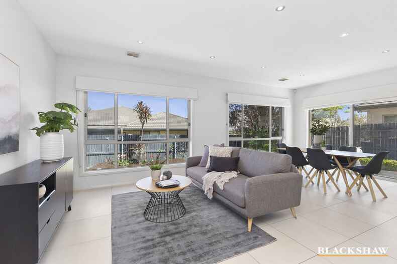 30 Nullarbor Avenue Franklin