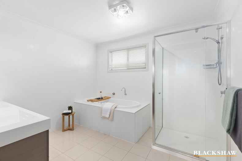 30 Nullarbor Avenue Franklin