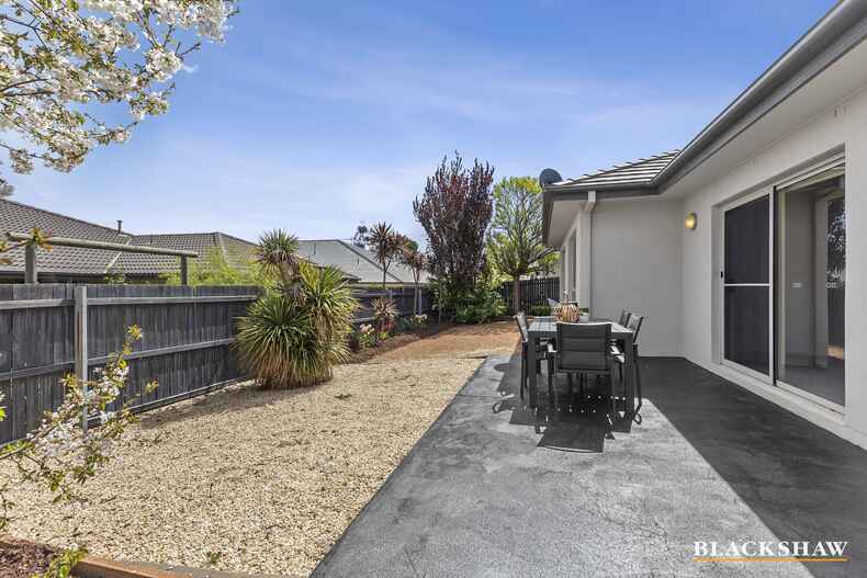 30 Nullarbor Avenue Franklin