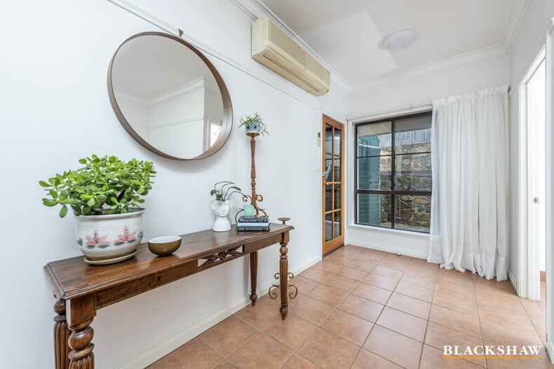 4 Myles Connell Crescent Gordon