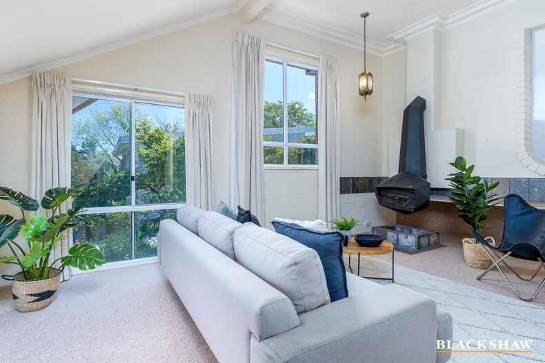 10 Bedford Street Deakin