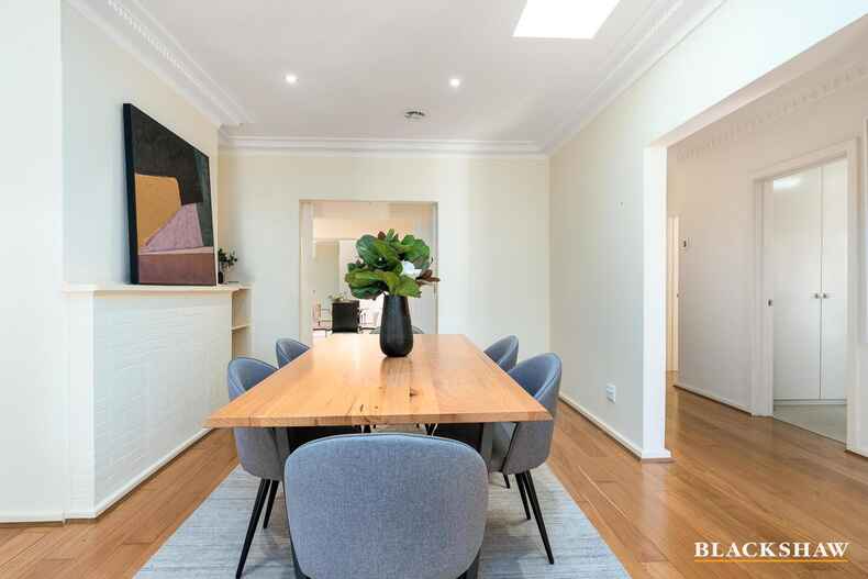 10 Bedford Street Deakin
