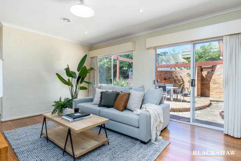 10 Bedford Street Deakin